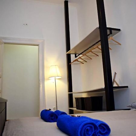 Central Budapest Apartment In Historical Building With Free Private Parking Bagian luar foto