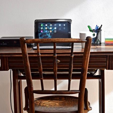 Central Budapest Apartment In Historical Building With Free Private Parking Bagian luar foto